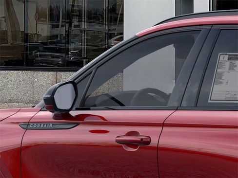 New 2025 Lincoln Corsair Reserve w/ Jet Appearance Package image 40