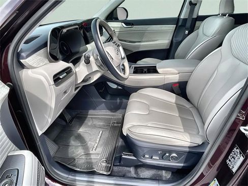Used 2025 Hyundai Palisade Calligraphy image 9