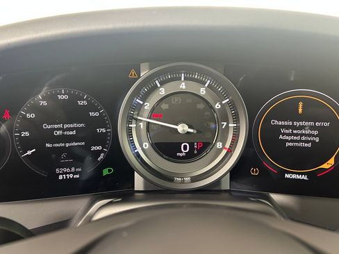 Certified 2024 Porsche 911 Carrera 4S w/ Sport Package AWD/4WD image 23