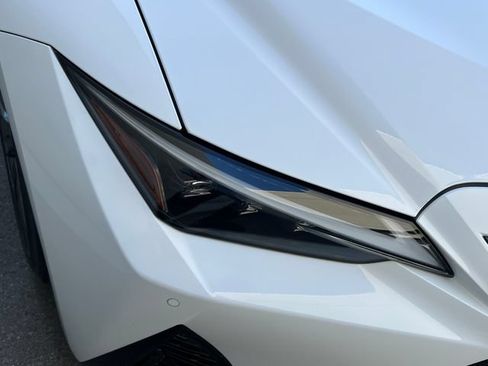 Used 2025 Lexus IS 350 F Sport w/ Navigation Package RWD image 18
