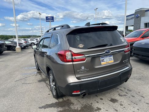 Certified 2022 Subaru Ascent Limited w/ Technology Package AWD/4WD image 5
