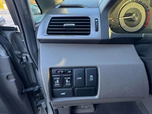 Used 2014 Honda Odyssey EX-L image 13