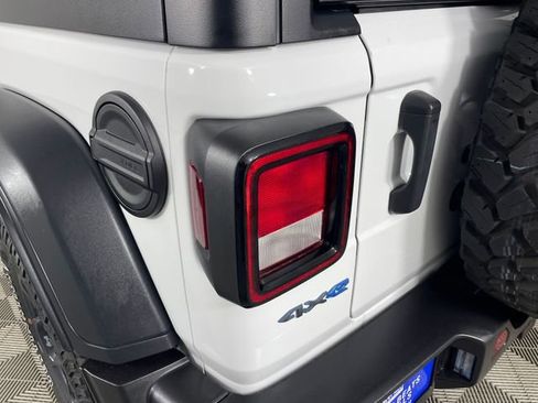 Certified 2023 Jeep Wrangler Unlimited AWD/4WD image 21
