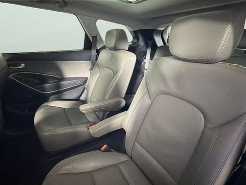 Used 2017 Hyundai Santa Fe Limited FWD image 25