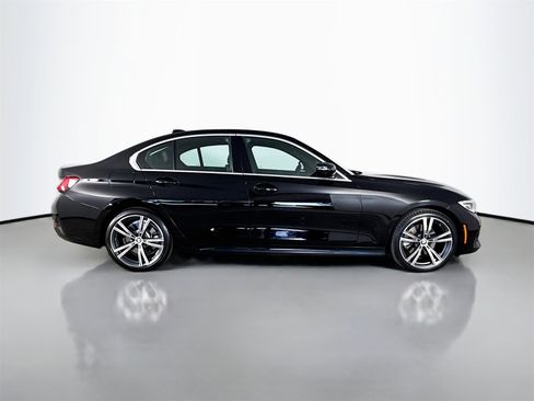 Used 2021 BMW 330i Sedan w/ Convenience Package image 8