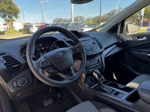 Used 2018 Ford Escape SE w/ Ford Safe & Smart Package image 24
