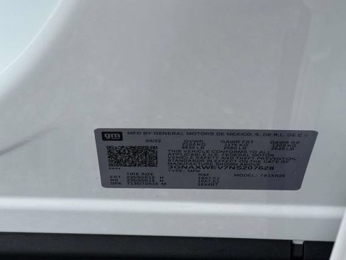 Used 2022 Chevrolet Equinox RS AWD/4WD image 21