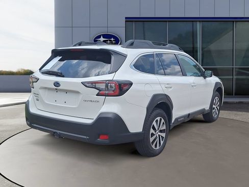 Certified 2025 Subaru Outback Premium w/ Popular Package #1 AWD/4WD image 7