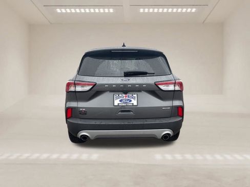 Used 2022 Ford Escape SE w/ Cold Weather Package image 6