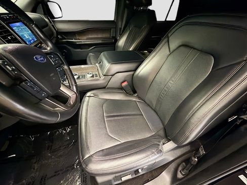 Used 2021 Ford Expedition Max Limited image 11