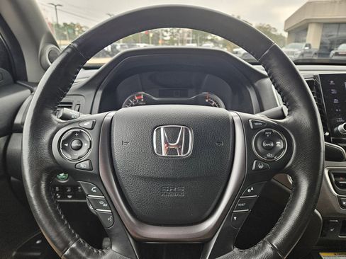 Used 2023 Honda Ridgeline RTL-E image 11