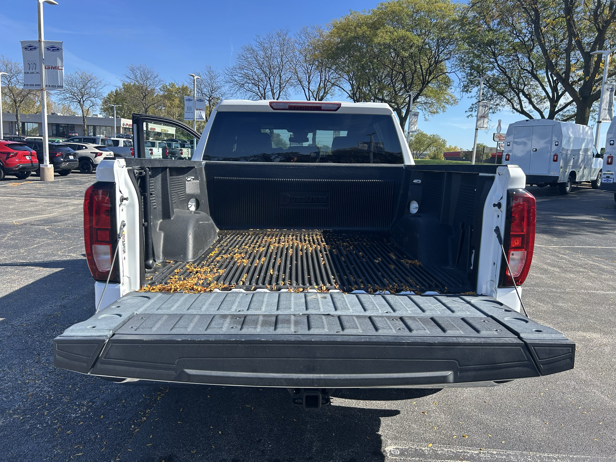 Used 2024 GMC Sierra 1500 SLE AWD/4WD image 29