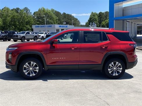 New 2026 Chevrolet Equinox LT w/ Convenience Package II image 2