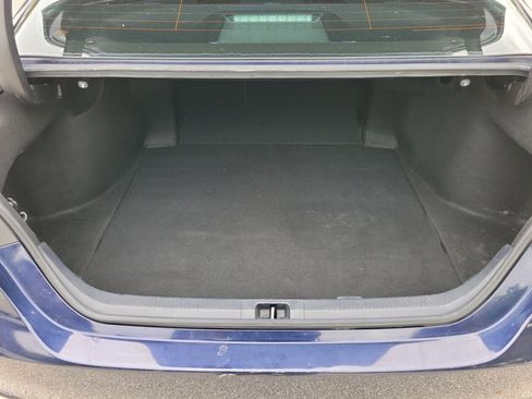 Used 2022 Toyota Camry SE image 8