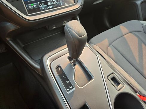 Used 2025 Subaru Impreza 2.0i AWD/4WD image 30