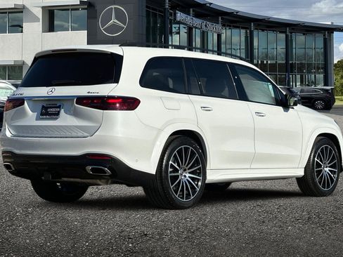 New 2026 Mercedes-Benz GLS 450 4MATIC image 4