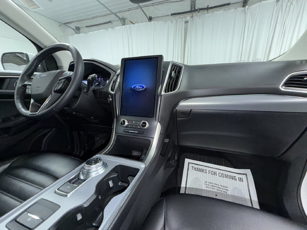 Used 2022 Ford Edge SEL w/ Convenience Package AWD/4WD image 19