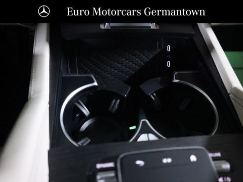 Used 2025 Mercedes-Benz GLS 450 4MATIC w/ AMG Line Exterior image 29