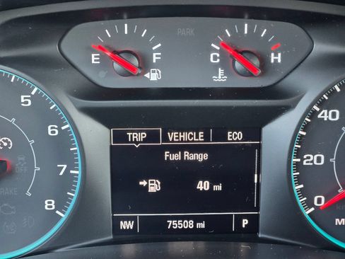 Used 2019 Chevrolet Equinox LS w/ LS Convenience Package AWD/4WD image 29