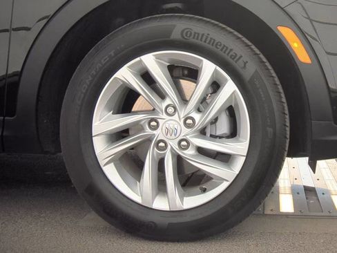 Used 2026 Buick Envista Preferred w/ Advanced Safety Package FWD image 11