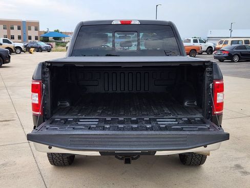 Used 2018 Ford F150 XLT w/ Equipment Group 302A Luxury AWD/4WD image 11