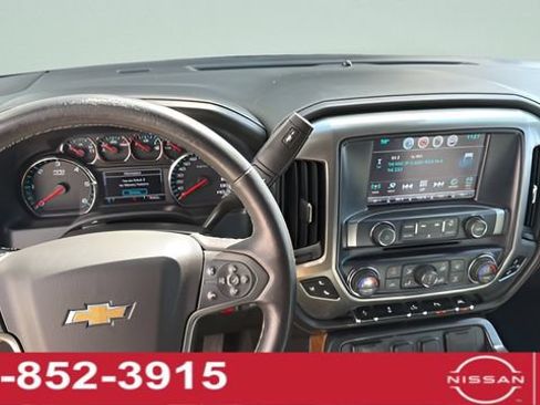 Used 2018 Chevrolet Silverado 1500 LTZ w/ LTZ Plus Package AWD/4WD image 18
