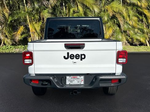 New 2026 Jeep Gladiator Sport image 4