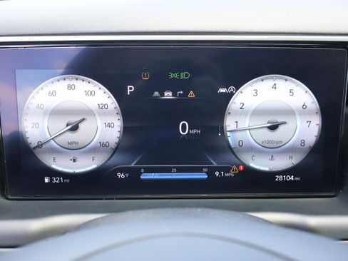 Used 2023 Hyundai Tucson Limited AWD/4WD image 42