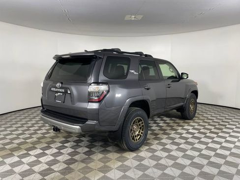 Used 2021 Toyota 4Runner TRD Off-Road Premium w/ Moonroof Package AWD/4WD image 22