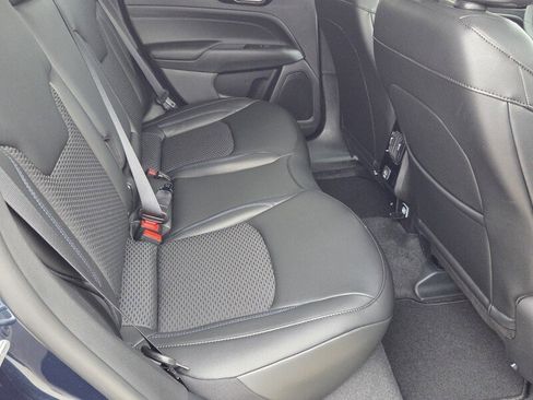 New 2026 Jeep Compass Latitude image 14