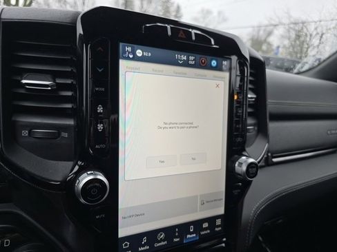 Used 2023 RAM 1500 Limited w/ Night Edition image 10