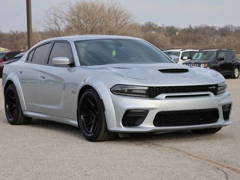Used 2021 Dodge Charger Scat Pack image 4