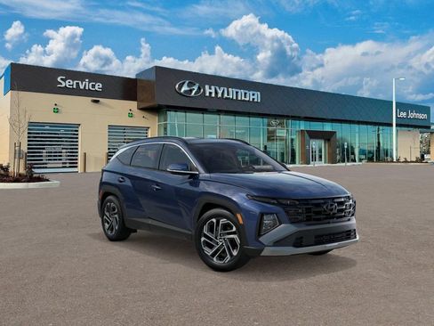 New 2026 Hyundai Tucson Limited AWD/4WD image 2