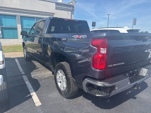 Used 2021 Chevrolet Silverado 1500 LT w/ Safety Package II AWD/4WD image 6