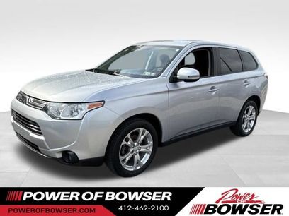 Used 2014 Mitsubishi Outlander SE