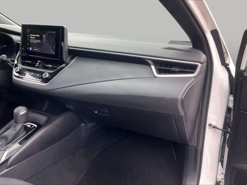 Used 2026 Toyota Corolla SE FWD image 18