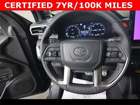 Used 2025 Toyota Tacoma TRD Sport w/ TRD Sport Premium Package image 18