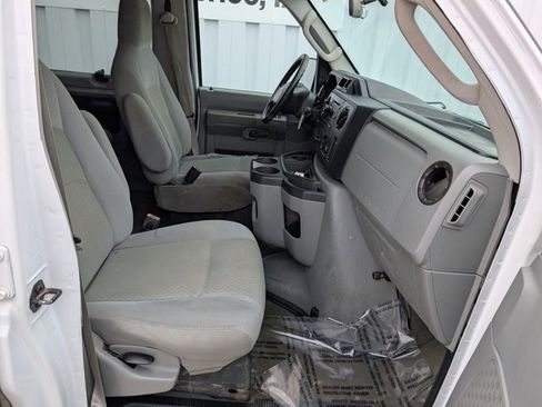 Used 2009 Ford E-350 and Econoline 350 XLT image 25