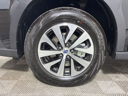 Certified 2025 Subaru Outback Premium image 6