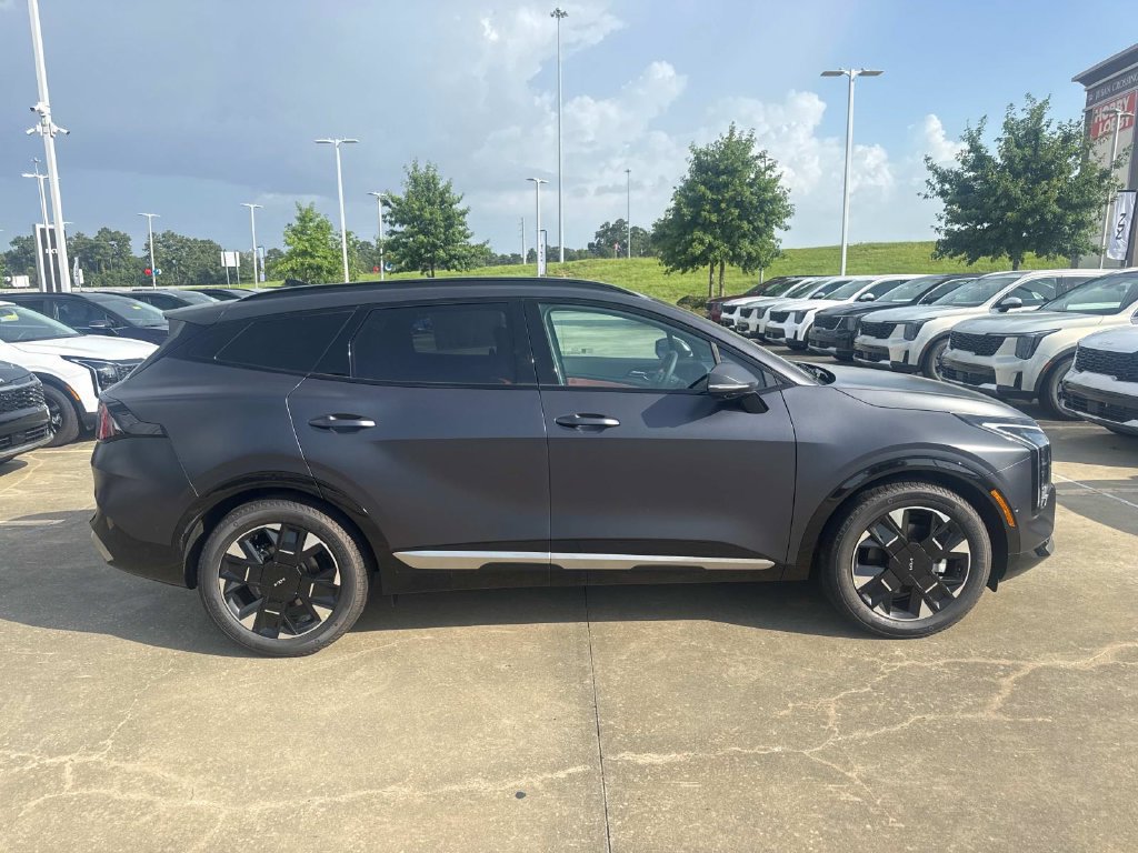 New 2026 Kia Sportage SX FWD image 9
