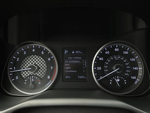 Used 2020 Hyundai Elantra SE FWD image 3