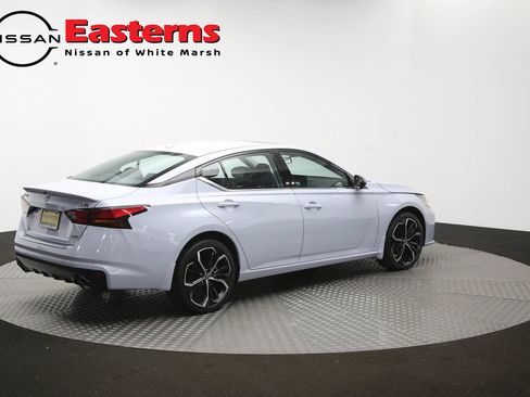 Used 2023 Nissan Altima 2.5 SR AWD/4WD image 42
