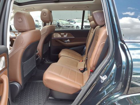 Certified 2024 Mercedes-Benz GLS 450 4MATIC image 11