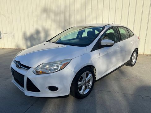 Used 2013 Ford Focus SE FWD image 7