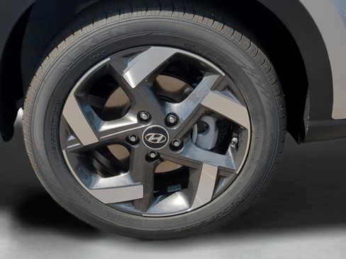 New 2026 Hyundai Venue SEL FWD image 30
