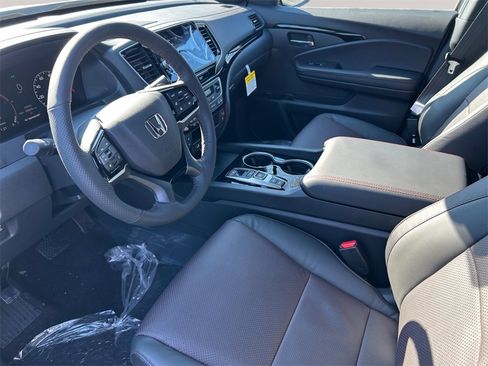 New 2026 Honda Ridgeline Black Edition image 10