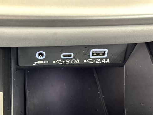 Used 2025 Subaru Outback Premium w/ Popular Package #1A image 24