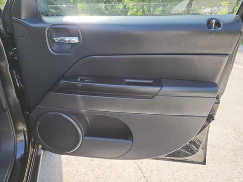 Used 2016 Jeep Patriot Sport w/ Power Value Group FWD image 28