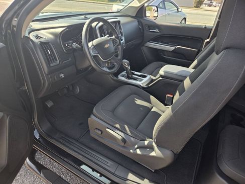Used 2022 Chevrolet Colorado LT w/ LT Convenience Package RWD image 10