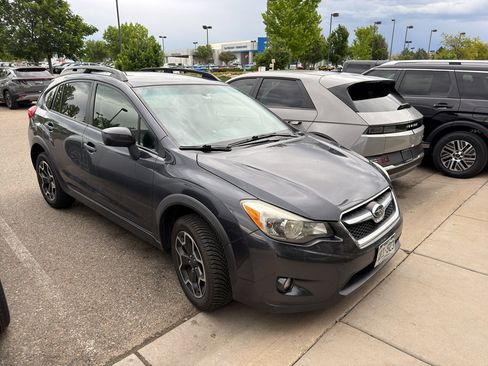 Used 2015 Subaru Crosstrek 2.0i Premium AWD/4WD image 2